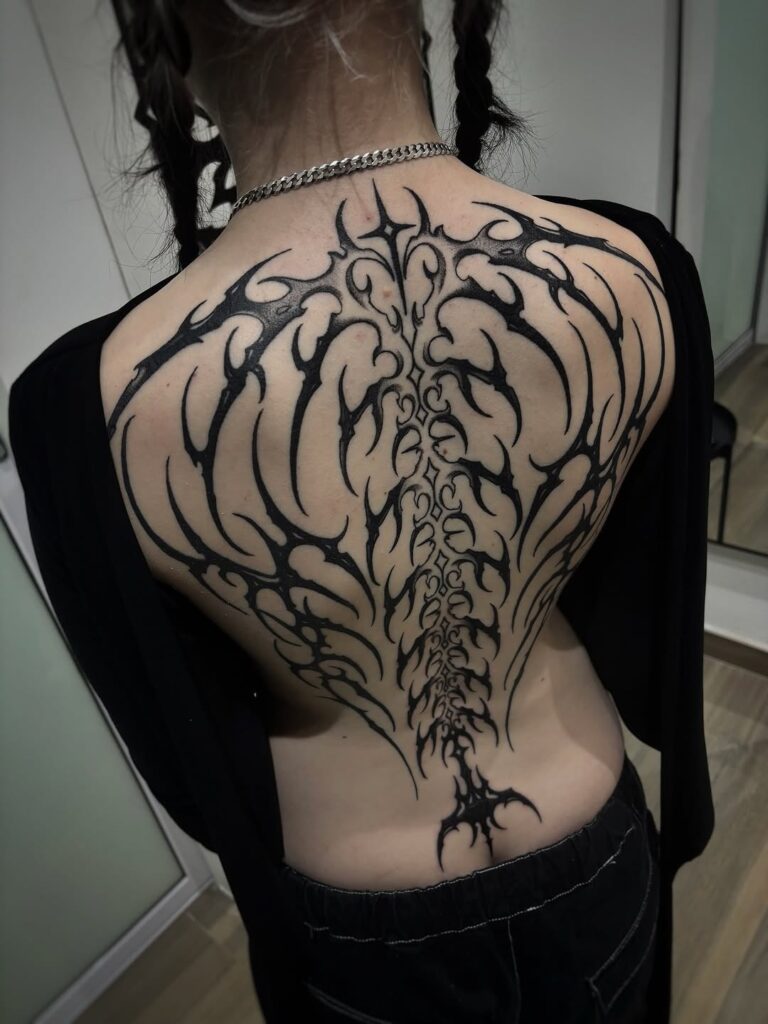 54+ Neo-tribal Tattoos That Bring Modern Edge to Skin