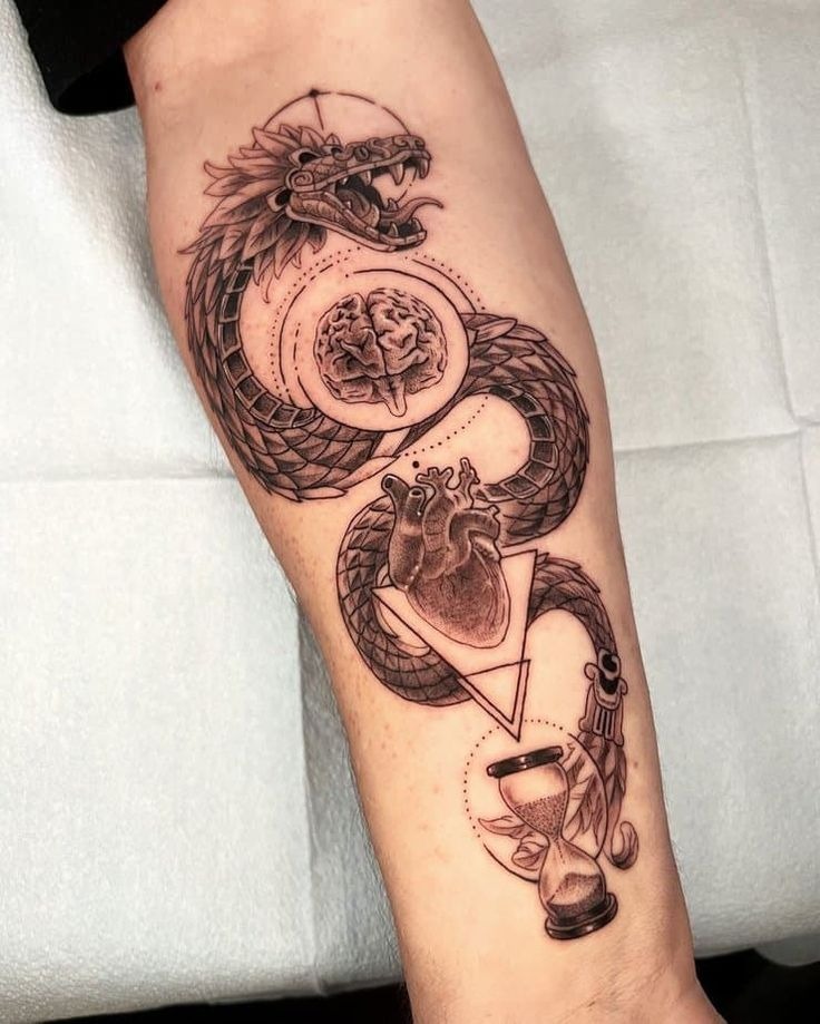 Modern Fine-Line Serpent Design