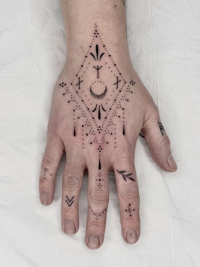 55+ Stick and Poke Tattoo Ideas for a Raw Handcrafted Aesthetic