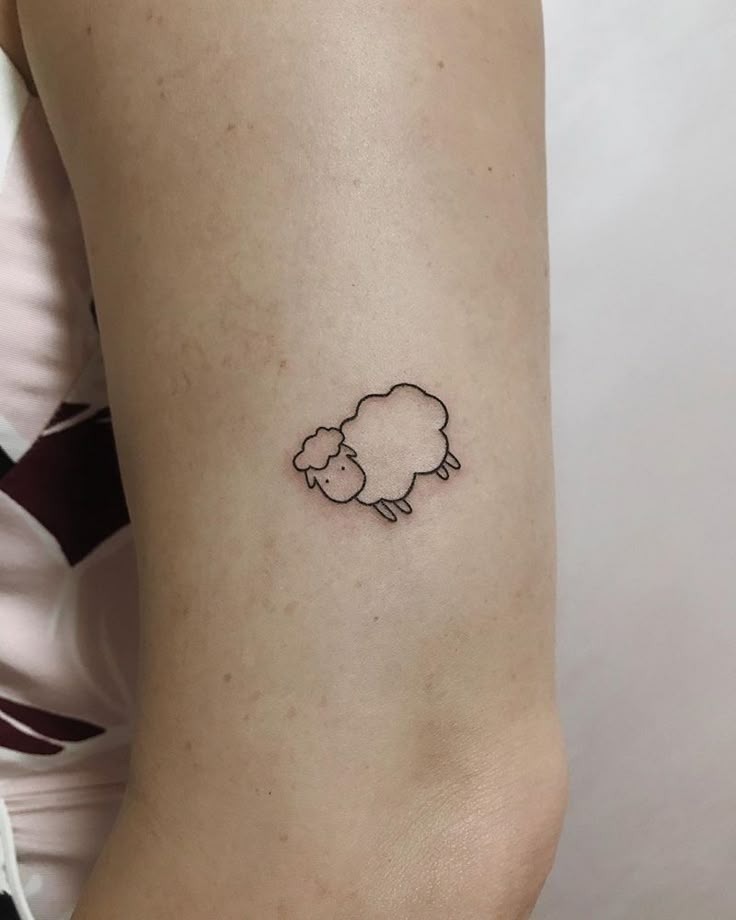 Minimalist Lamb Tattoo Inspiration