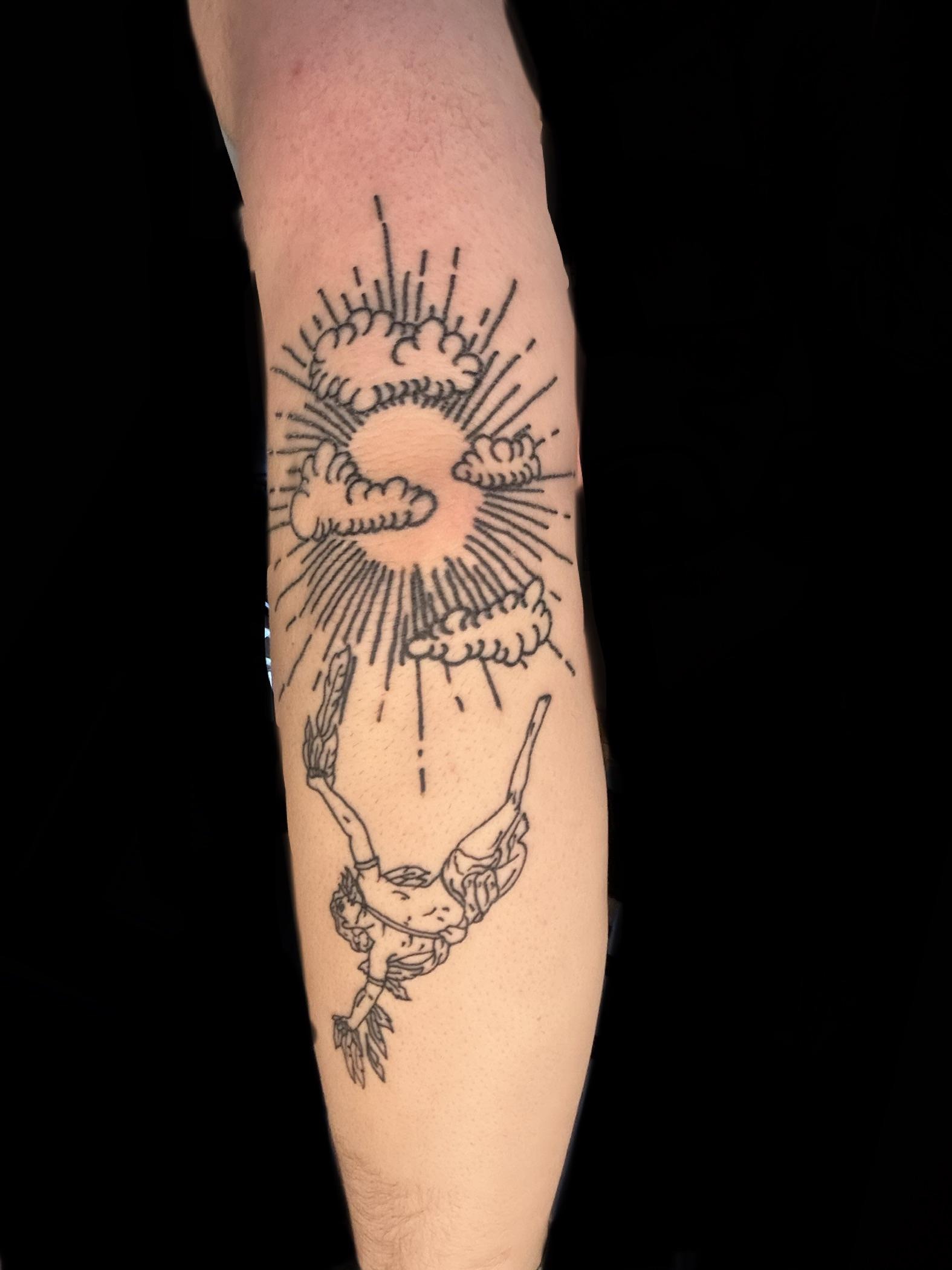 Illustrative Sun and Cloud Tattoo Design
