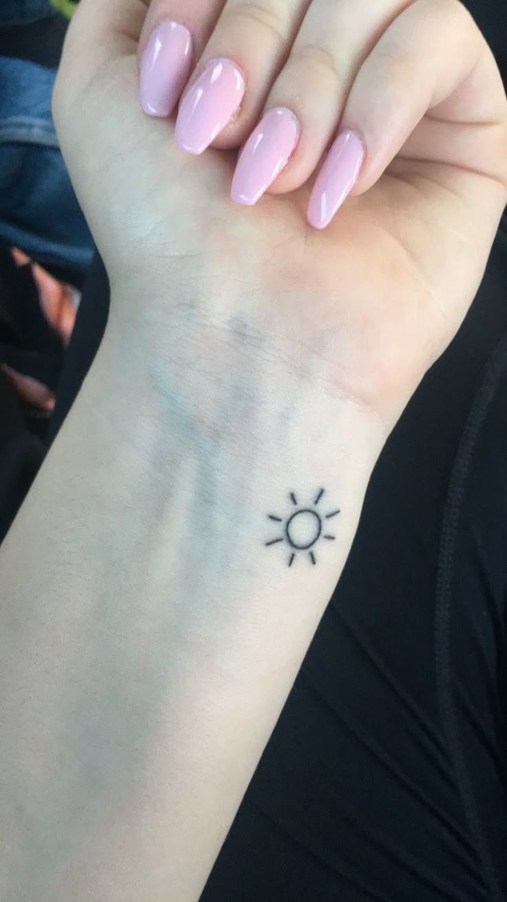 Dainty Minimalist Wrist Sun