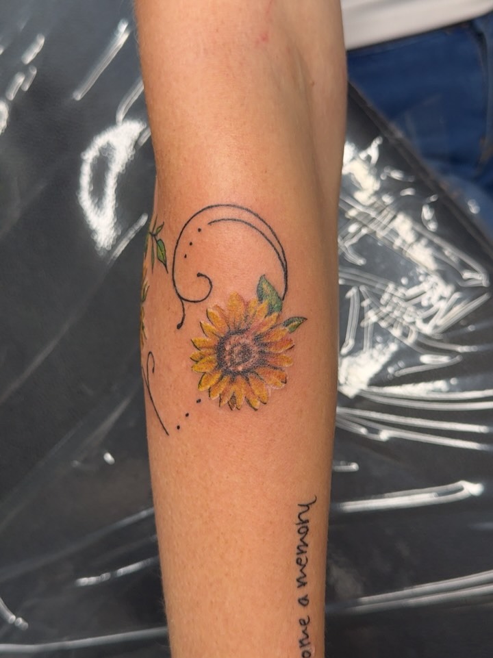 Floral and Fine Line Sunshine Ink