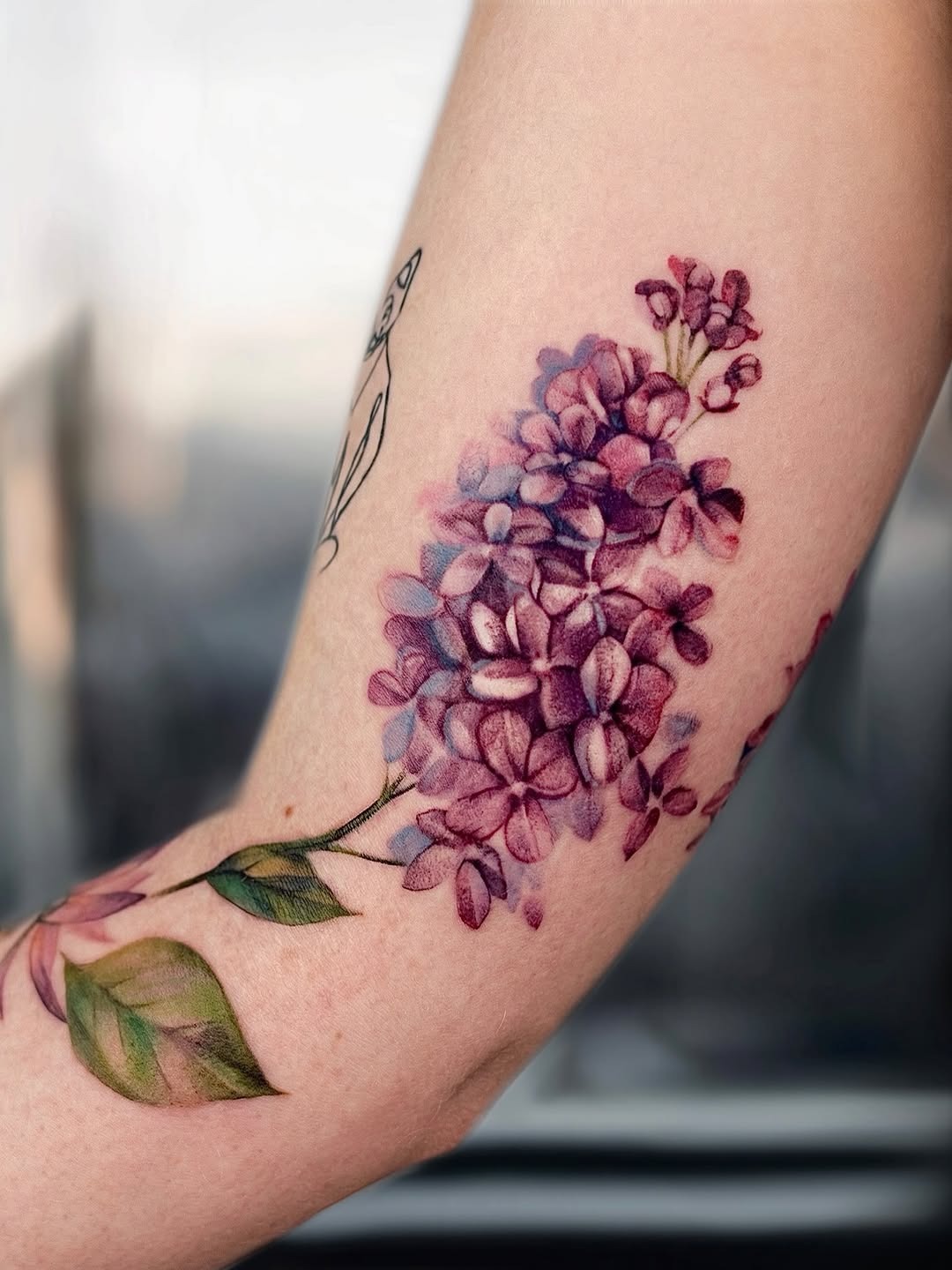 Artistic Detailed Lilac Tattoo