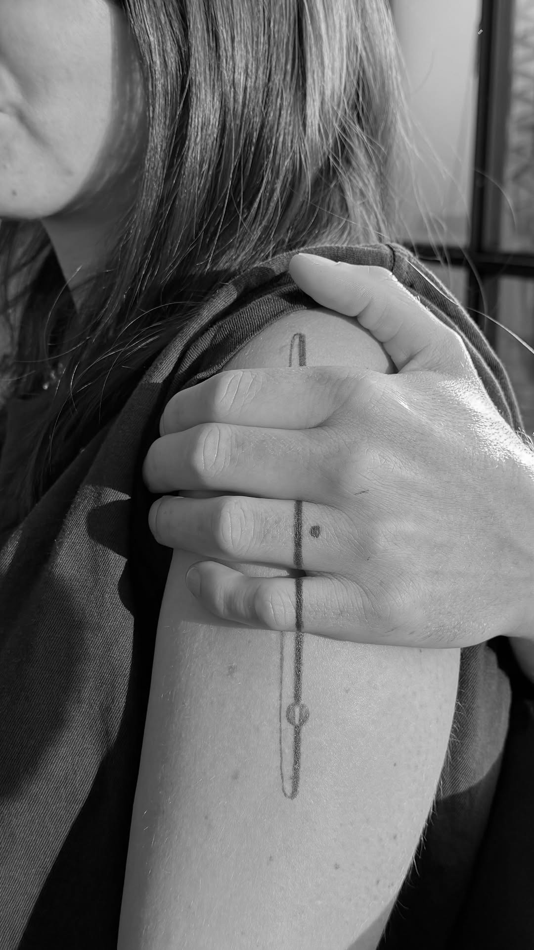 Minimalist Fine Line Couple Ink