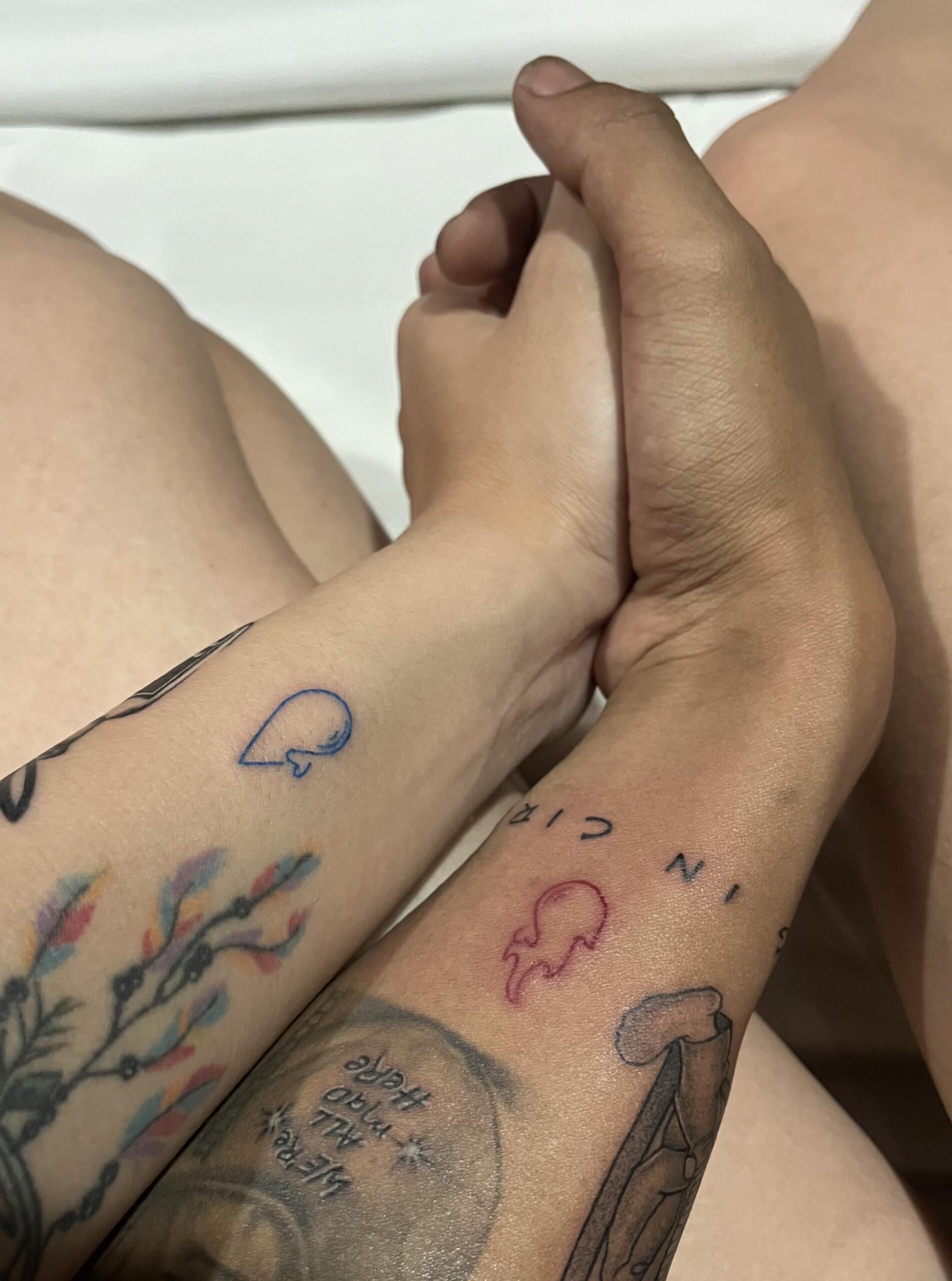 Delicate Matching Wrist Ink