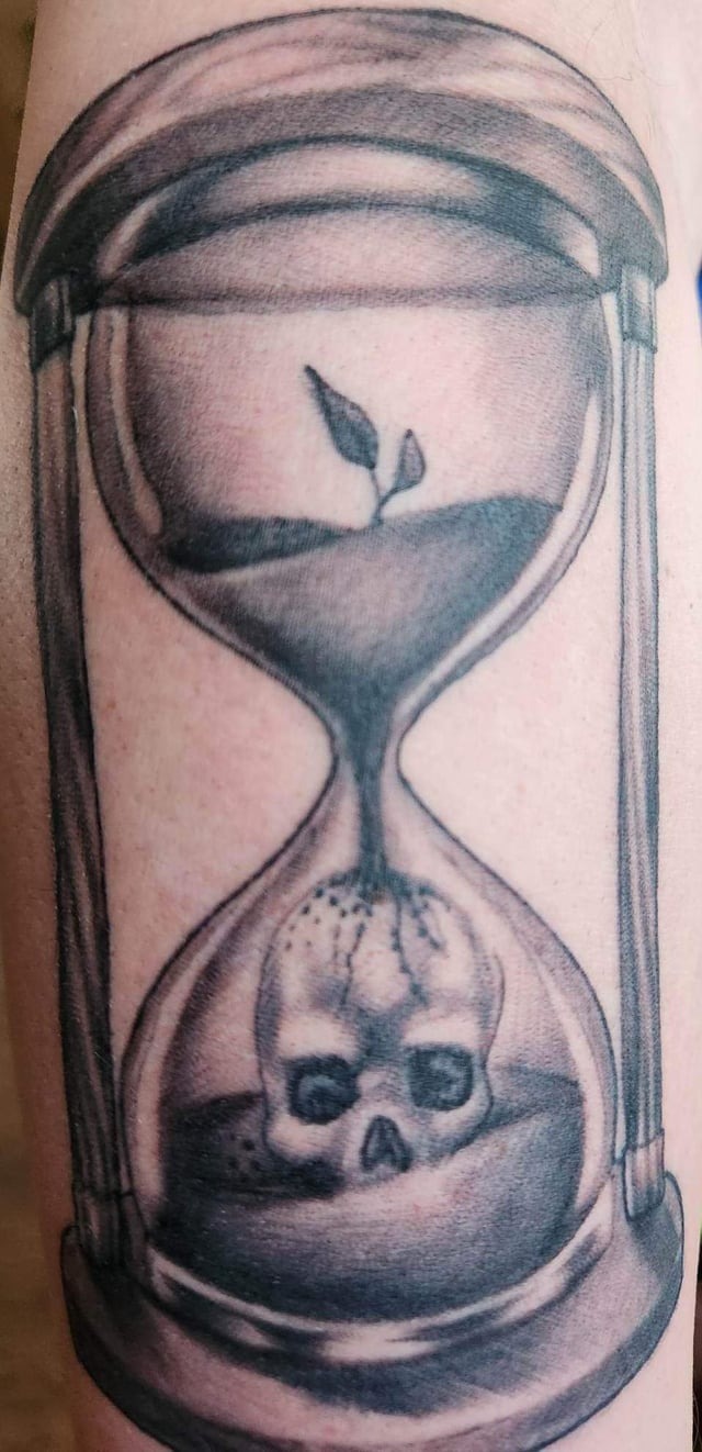 Detailed Hourglass and Skull Tattoo Concept