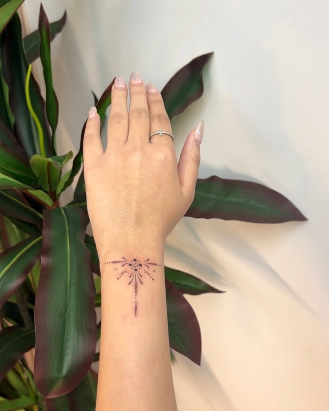 Elegant Ornamental Wrist Ink