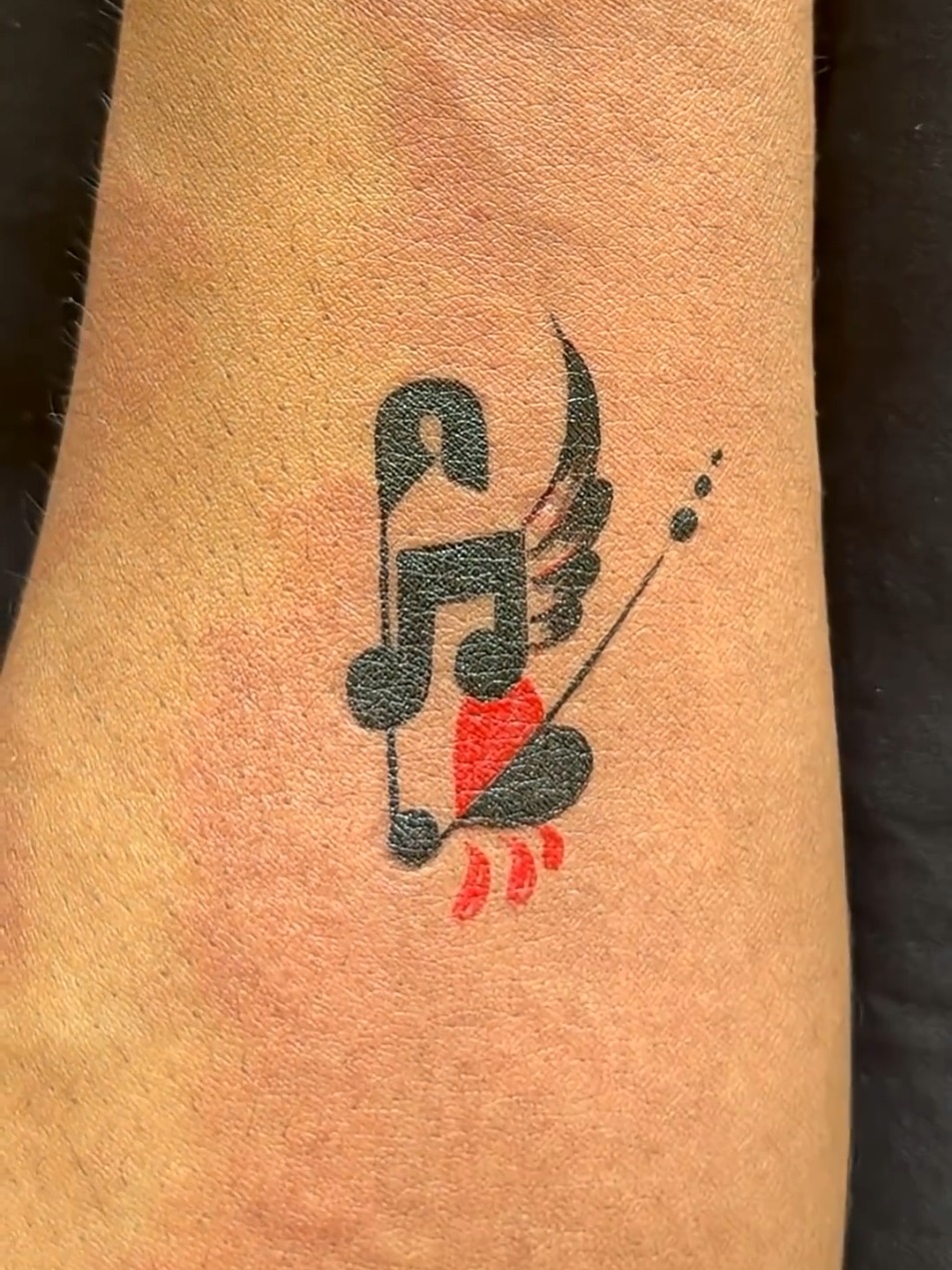 Delicate Winged Musical Note Heart