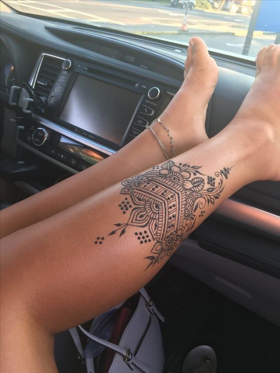 Boho-Style Ornamental Shin Design
