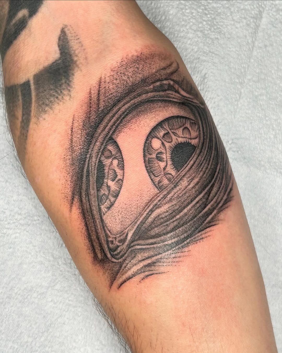 Surrealist Mechanical Eye Ink