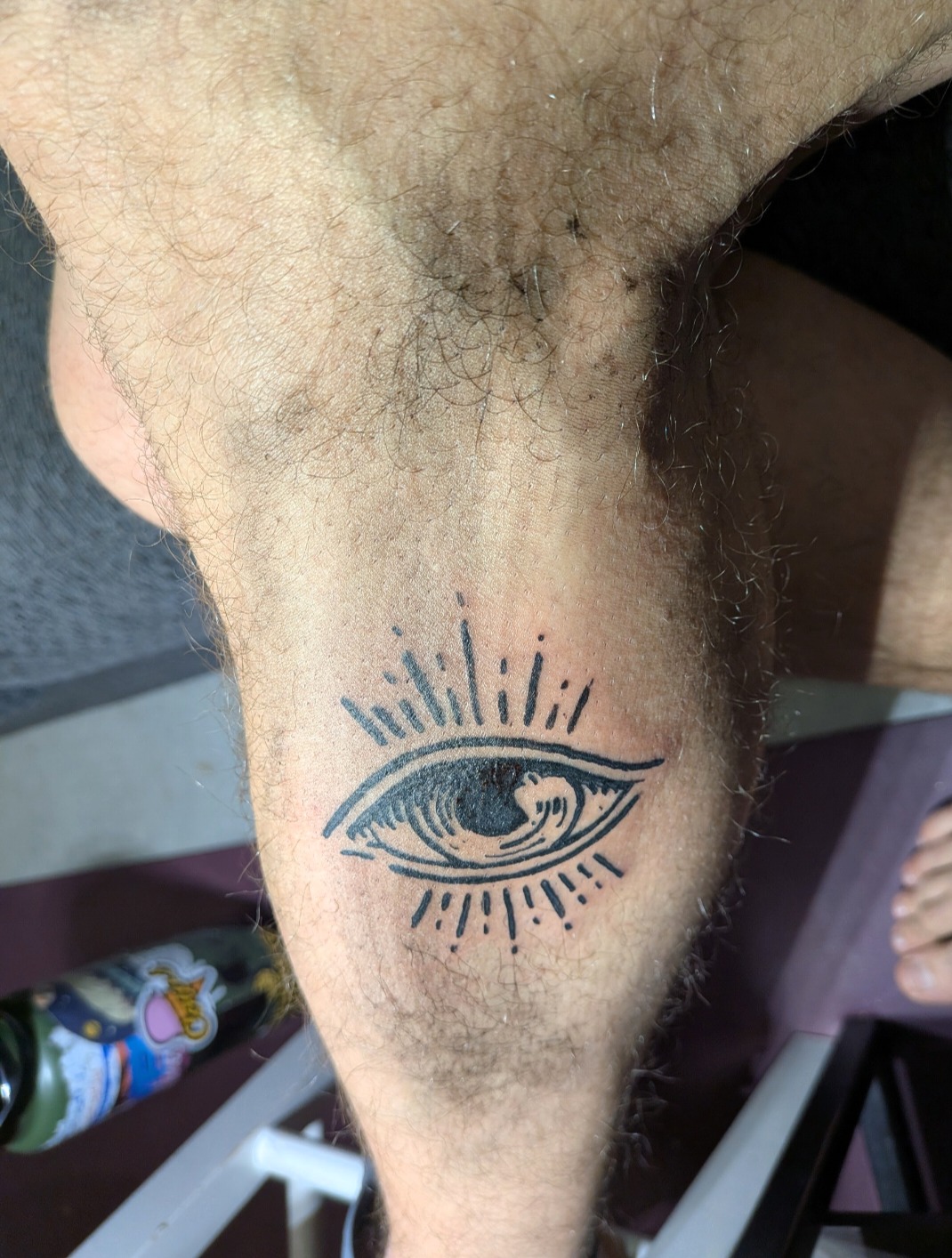 Minimalist shaded third eye ink