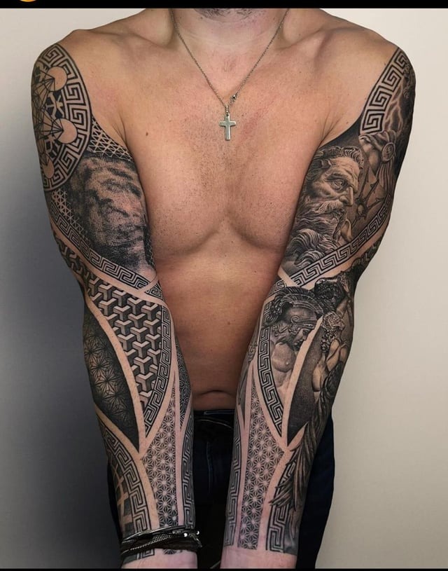 Greek Pattern Geometric Sleeve Band