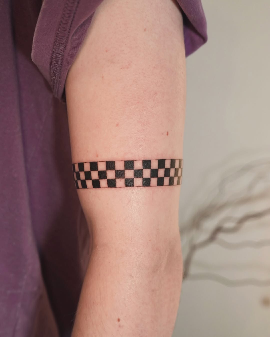 Modern Checkerboard Arm Band Idea